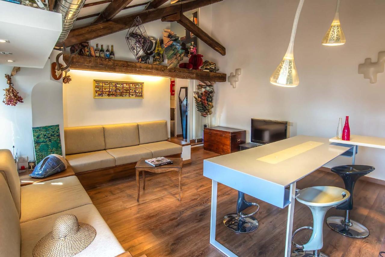 Trastevere Romantic House ภายนอก รูปภาพ