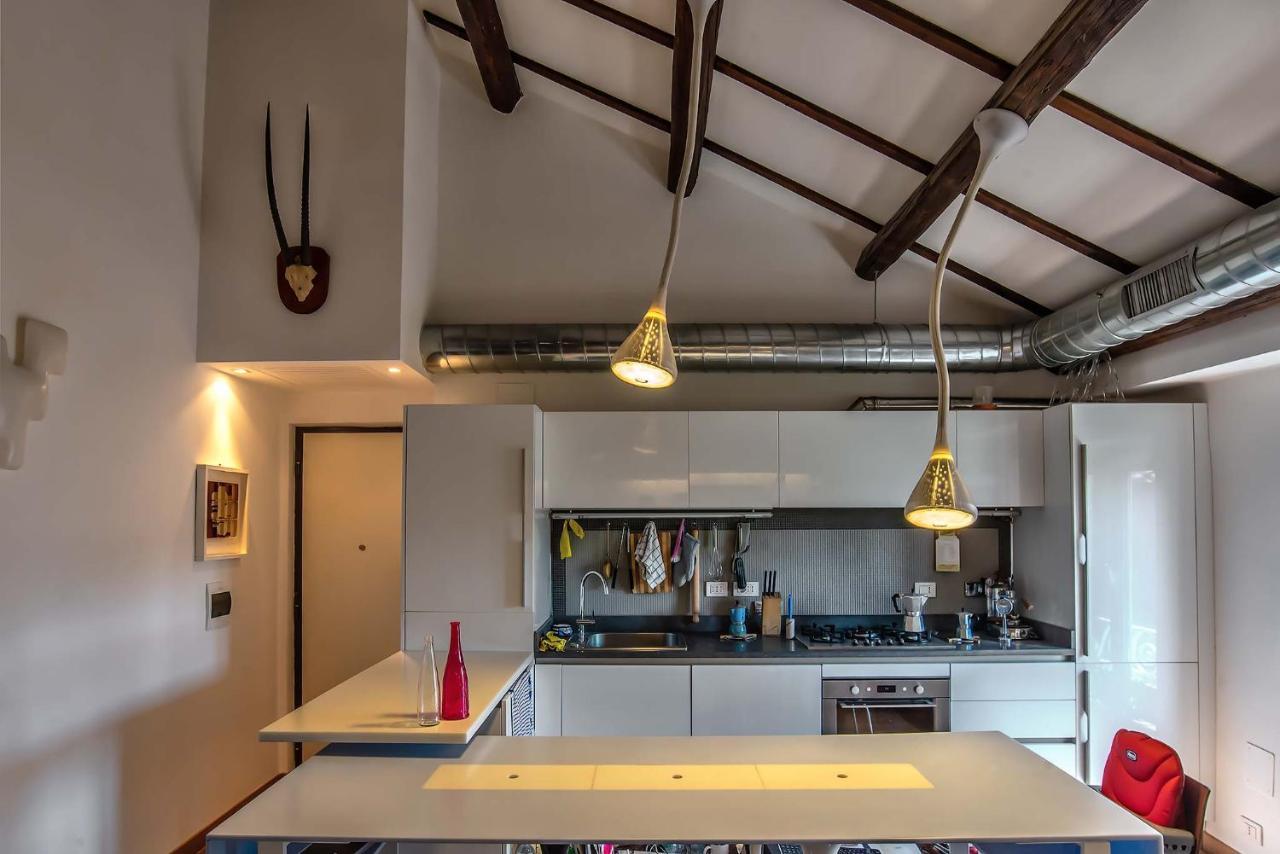 Trastevere Romantic House ภายนอก รูปภาพ